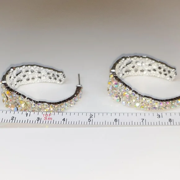 🎀 Boho Open Work Eardrop Earrings - Picture 3 of 7